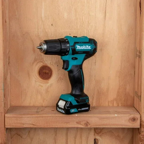 Kit combinado de destornillador inalámbrico y destornillador de impacto de 12 V Makita