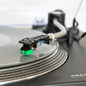Tocadiscos estéreo premontado con cartucho Audio-Technica AT95E