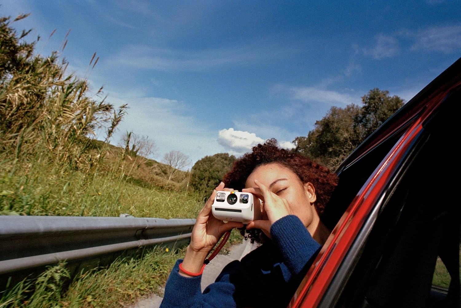 Polaroid Go Generation 2 - Mini cámara instantánea + Paquete de película (16 Fotos Incluidas) - Blanco (6282)