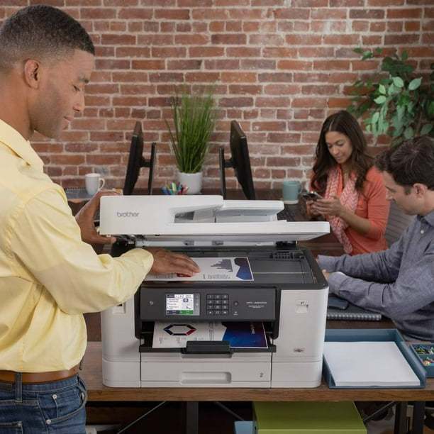 Impresora Multifuncional Brother Inyección de Tinta MFCJ6940DW