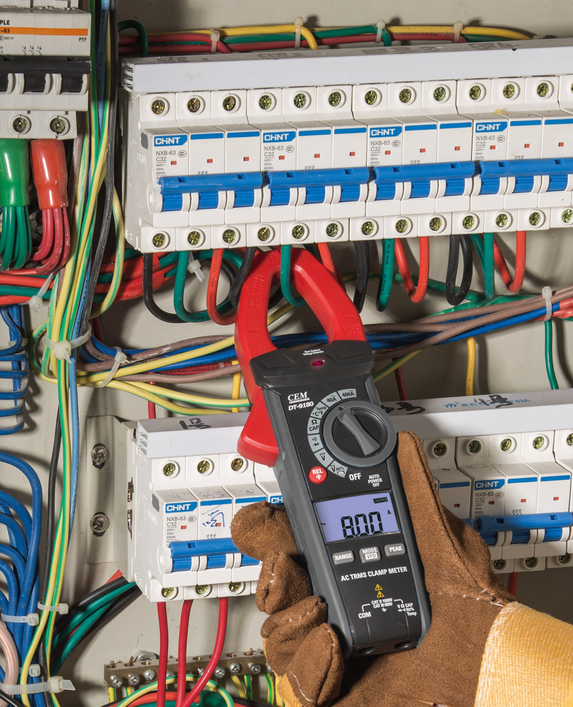 DT-9181 Advanced 400A AC/DC Clamp Meter | Inrush Current & LPF | Double-Molded Housing