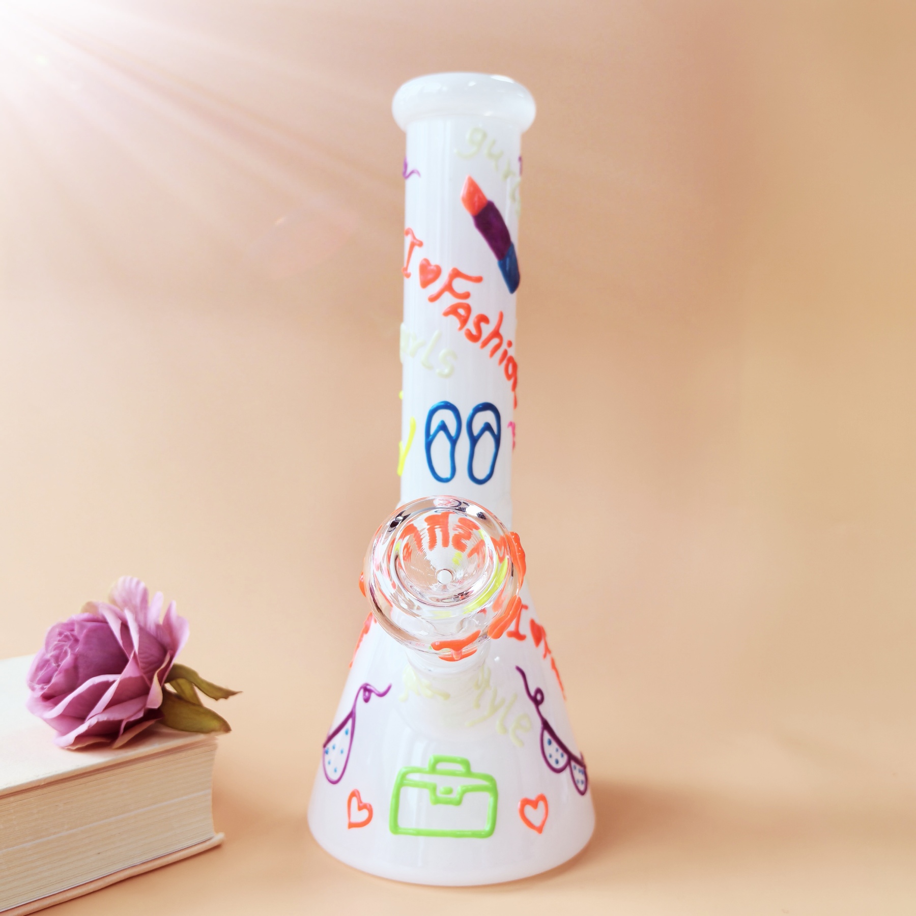 10" I Love Fashion Beaker Bong (glow in the dark)