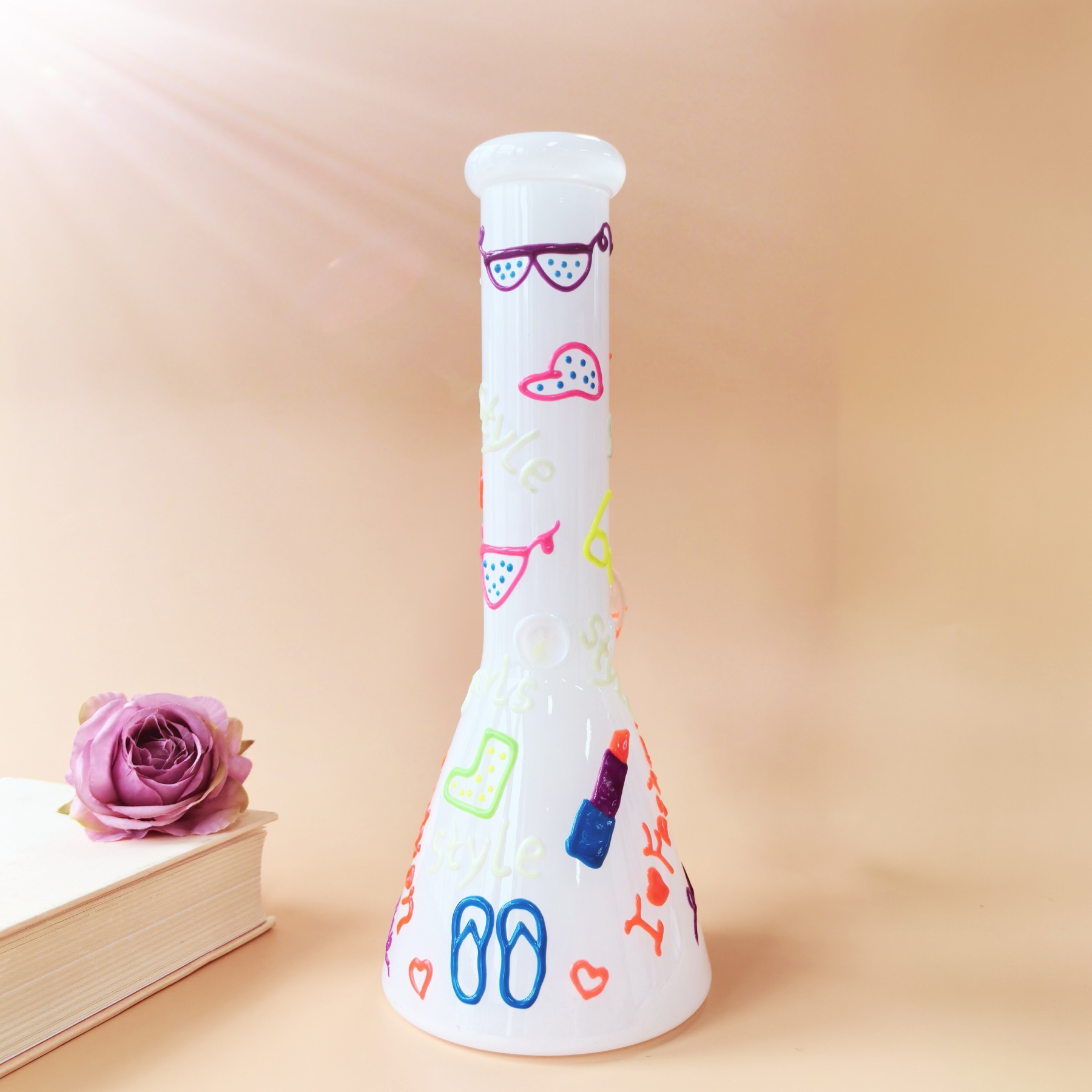 10" I Love Fashion Beaker Bong (glow in the dark)