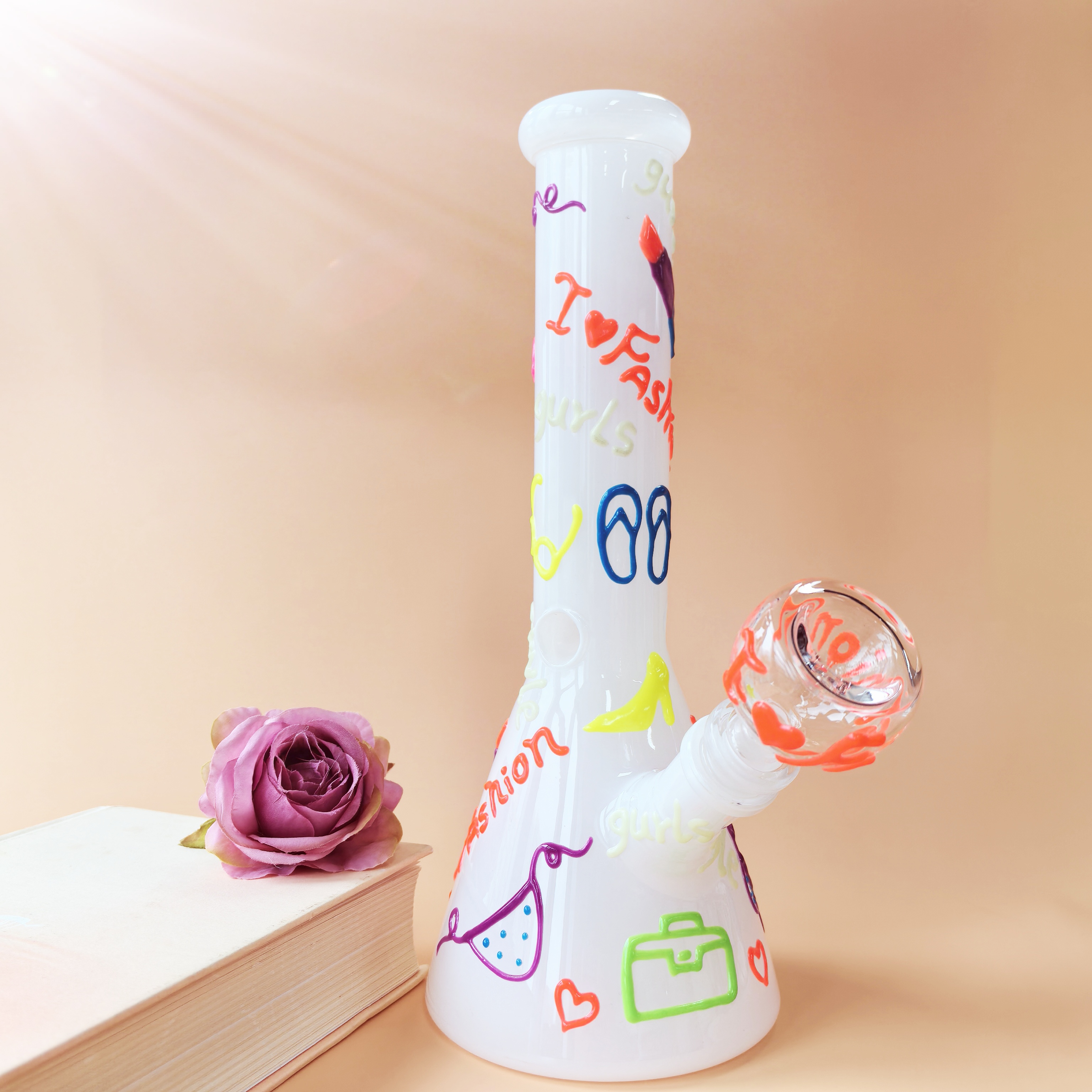 10" I Love Fashion Beaker Bong (glow in the dark)
