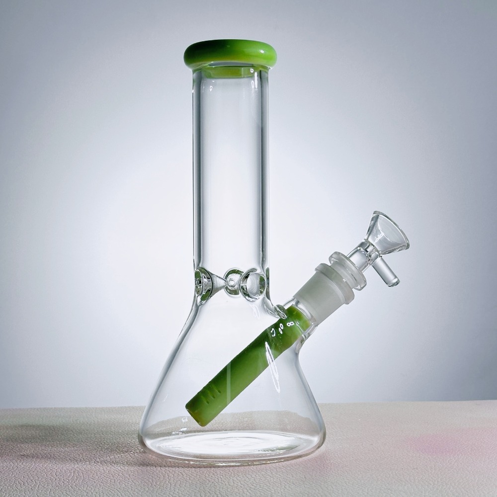 8" Classic Beaker Bong