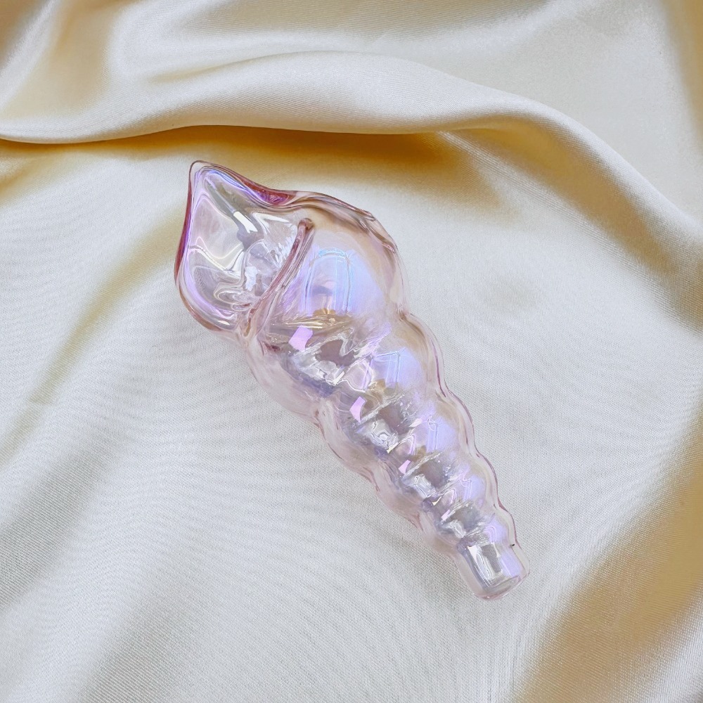 4.3" Iridescent Seashell Hand Pipe