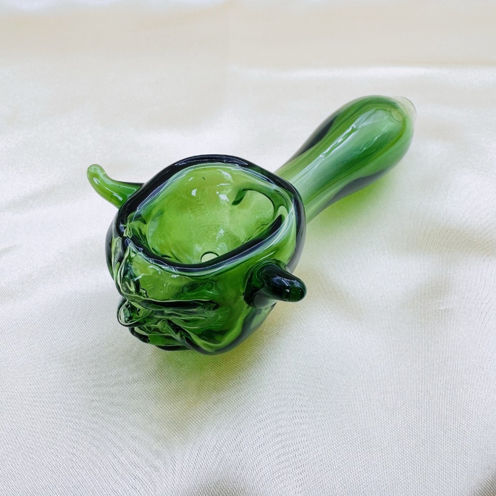 4" Yoda Face Pipe