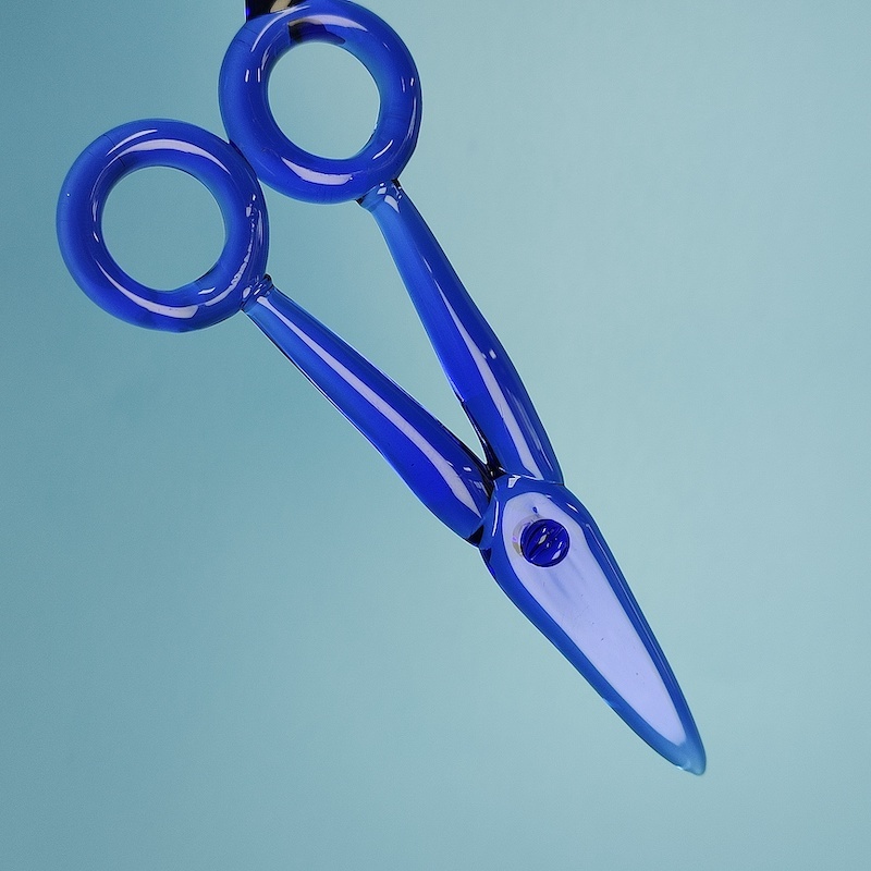 Scissors Shape Glass Dabber