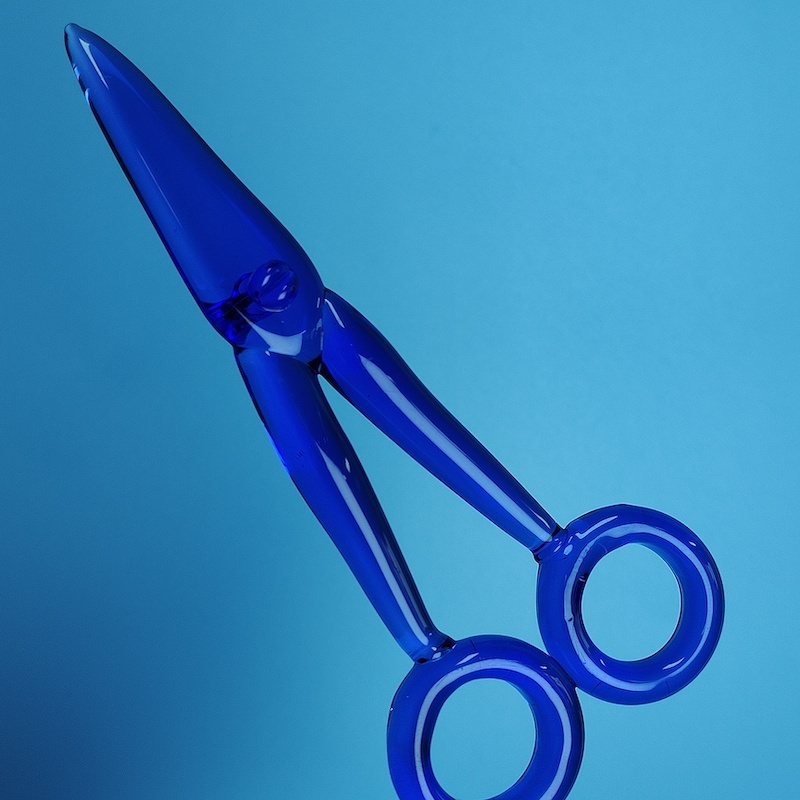 Scissors Shape Glass Dabber