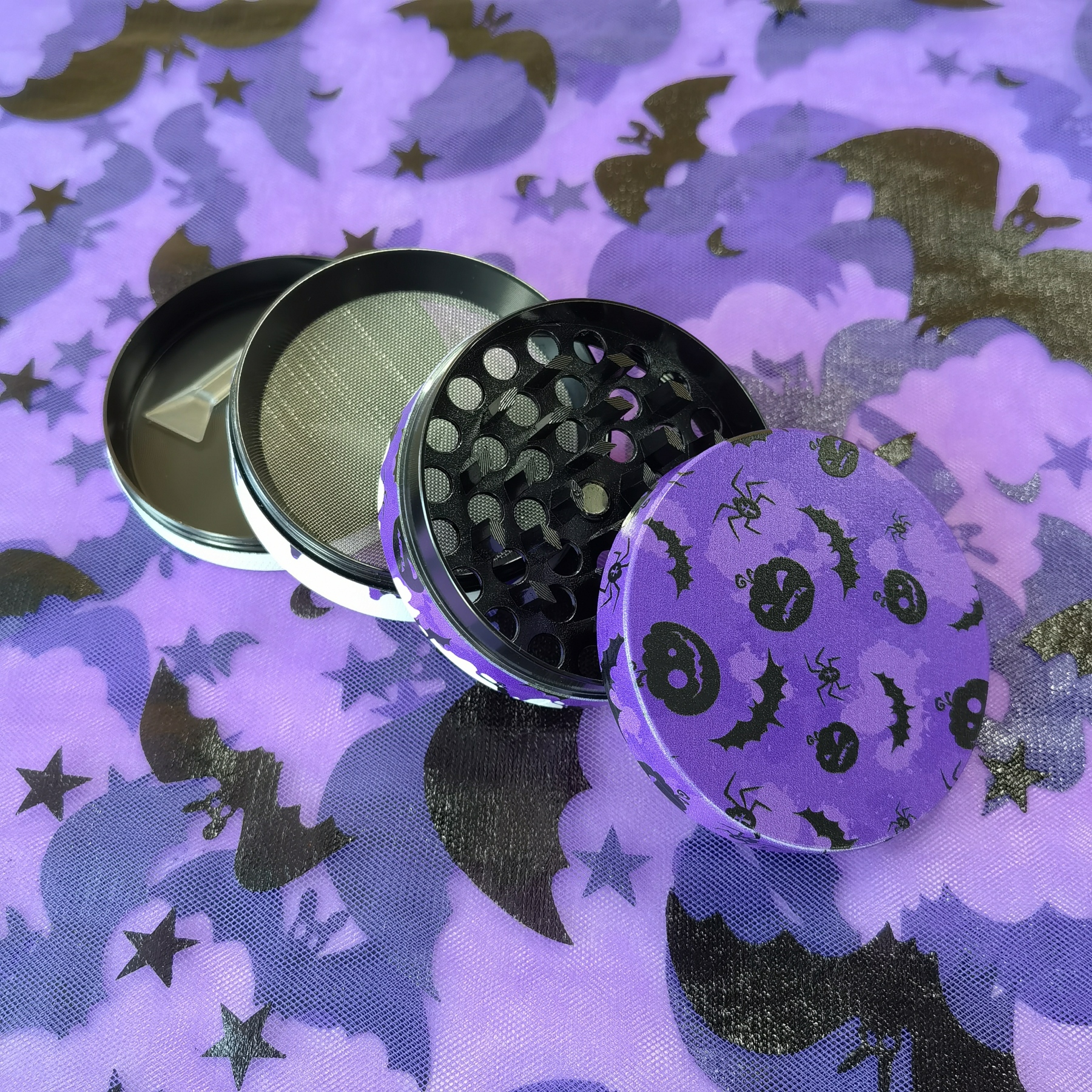 63mm 4-Layers Bat and Ghost Grinder