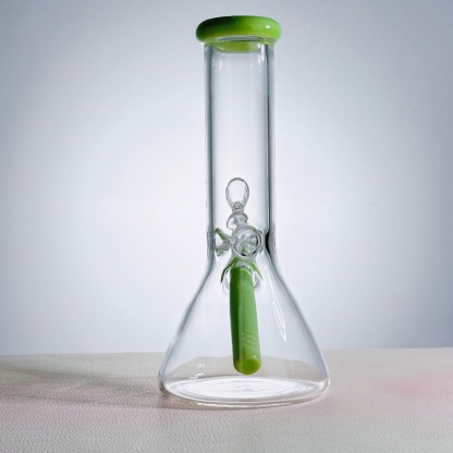 8" Classic Beaker Bong