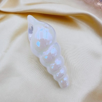 4.3" Iridescent Seashell Hand Pipe