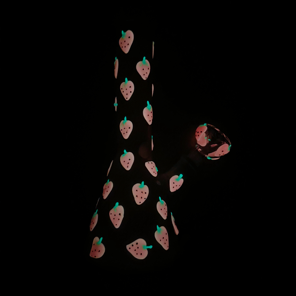 9" Strawberry Beaker Bong (glow in the dark)