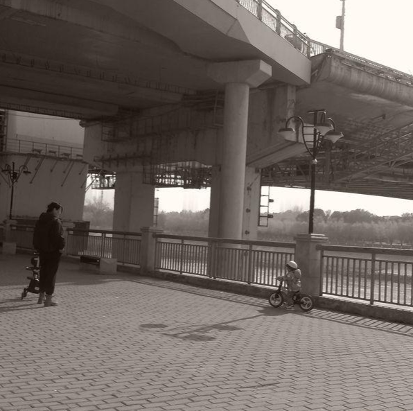  Chuzhao Mini Retro Camera Photoshoot