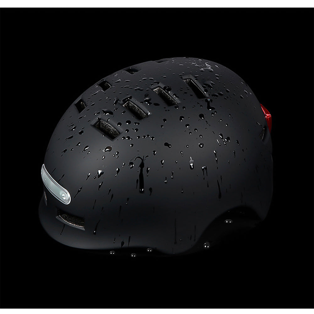 Fahrradhelm mit LED-Licht