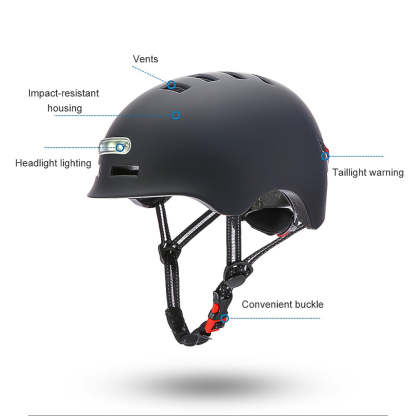 Elscooterhjälm med LED-ljus