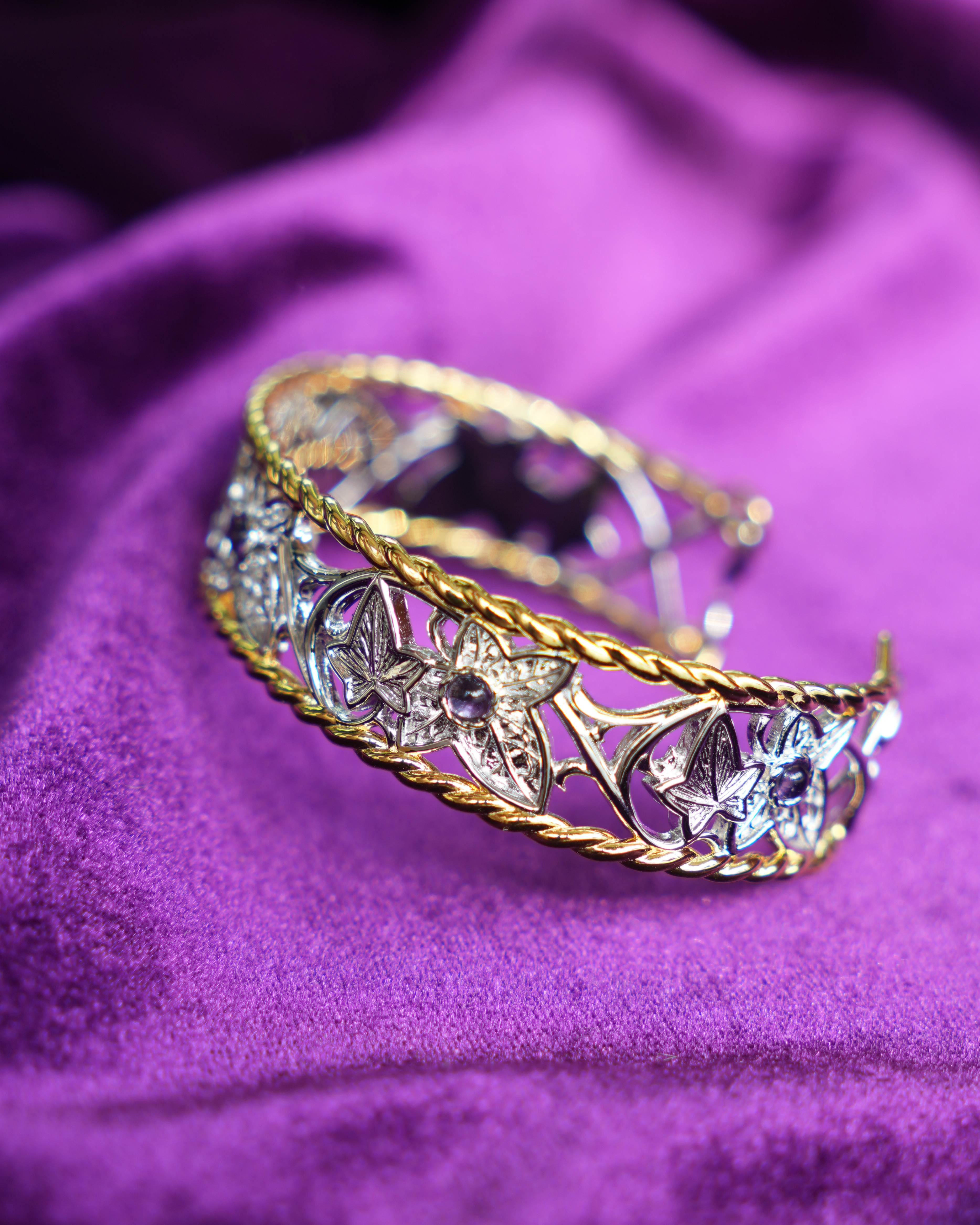 The Eternal Ivy Openwork Bracelet with Amethyst