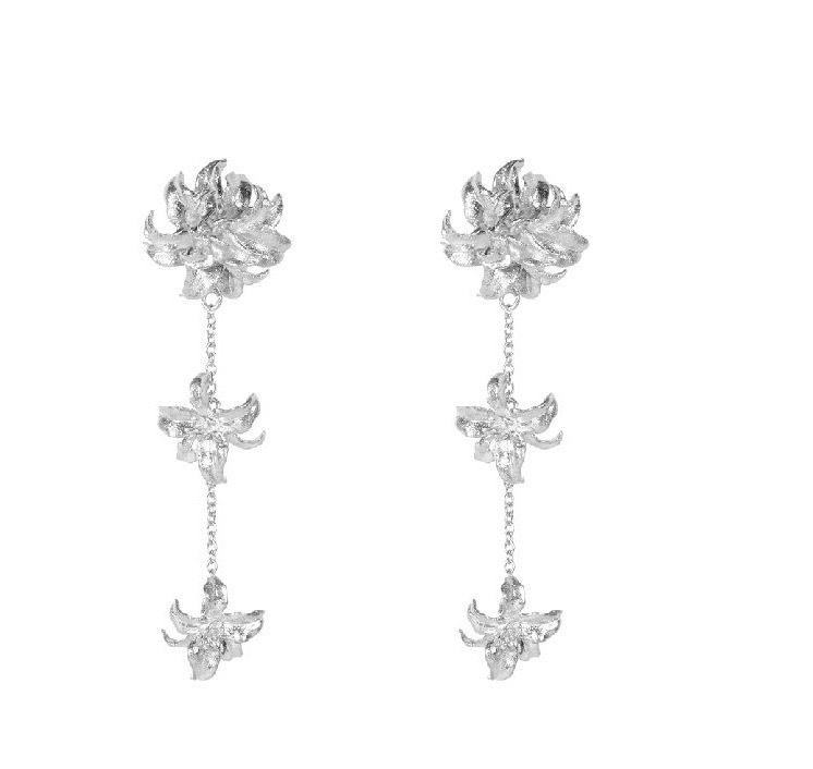 Double Petal Lily Ear Chain Detachable (Pair)