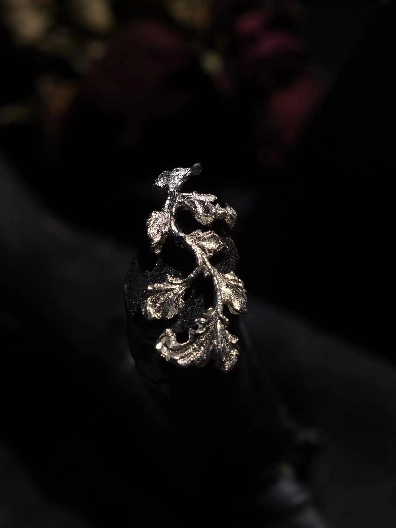 Ranunculus Leaf Earrings(Pair) - Zijuan Jewelry