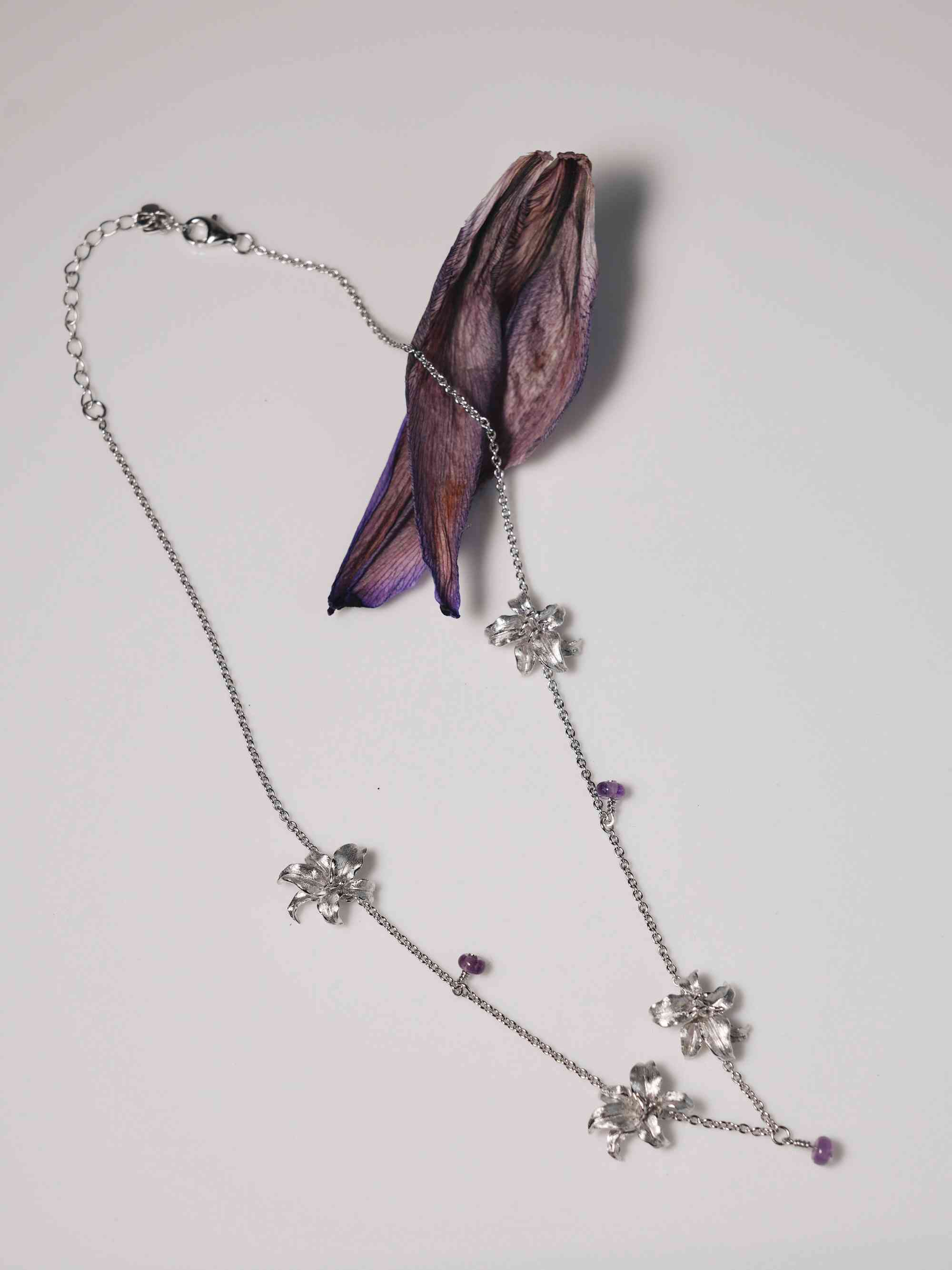 Oriental Lily Crystal Necklace White Gold Color