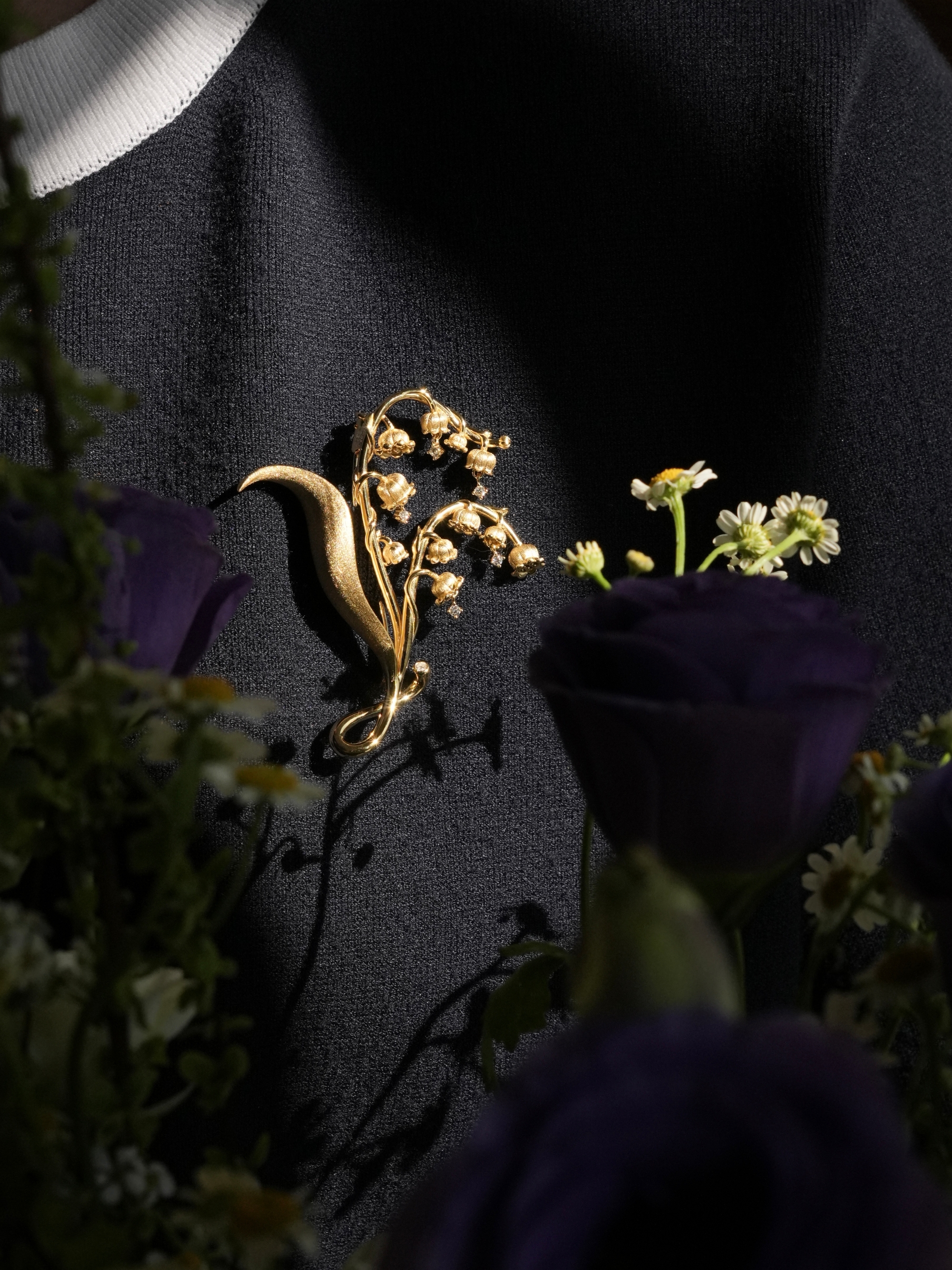 Dewbell Silk- Woven Vines Brooch - Zijuan Jewelry