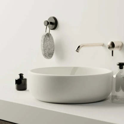 🔥 No-Drill Suction Hook – Strong, Simple, Stylish