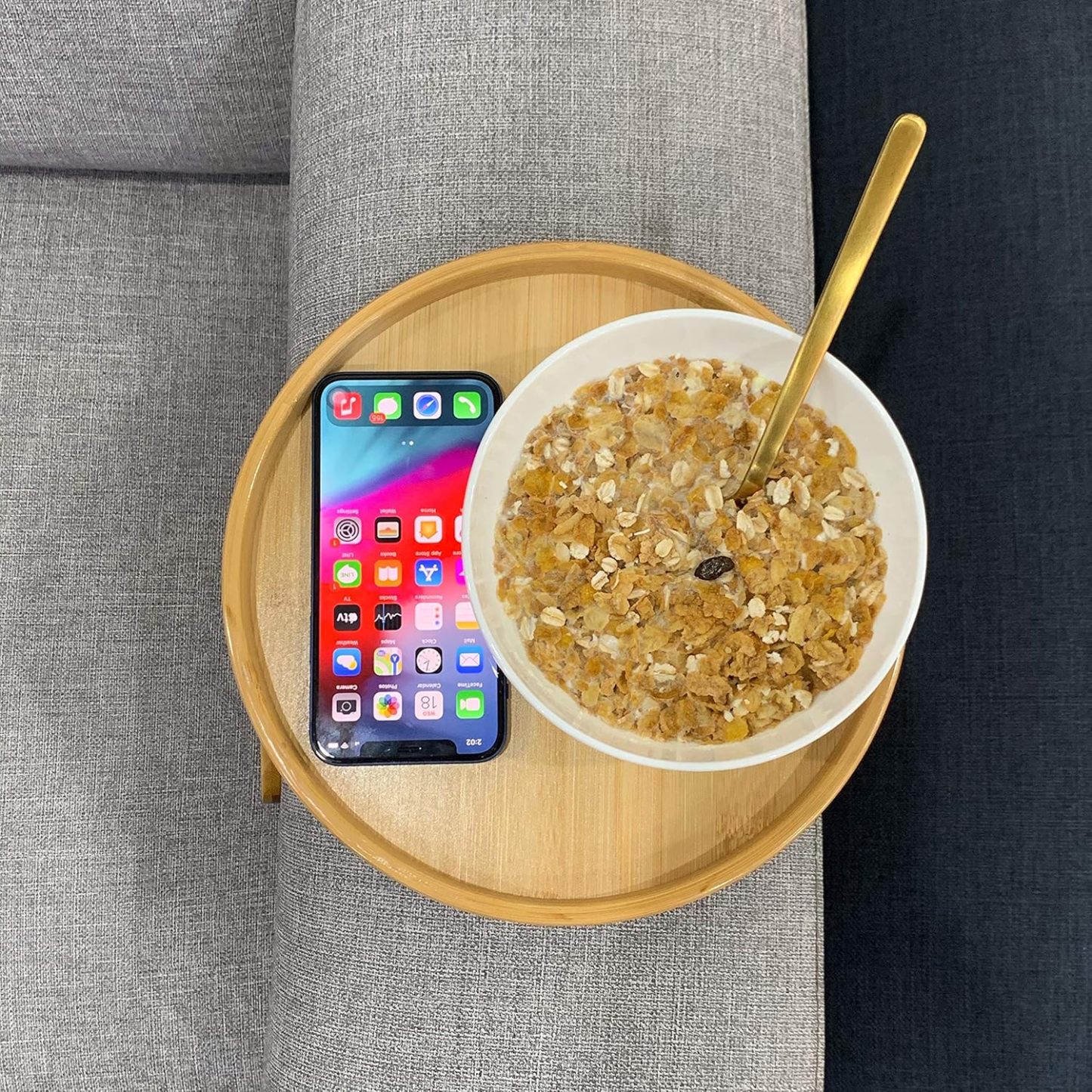 Side Tables Natural Bamboo Sofa Armrest Clip-On Tray, Ideal for Remote/Drinks/Phone (Round)