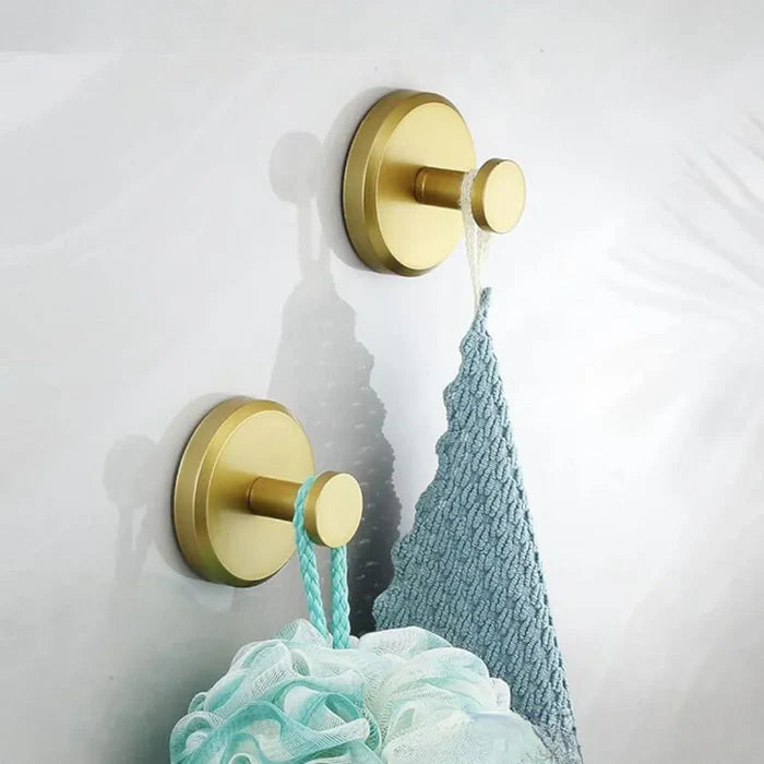 🔥 No-Drill Suction Hook – Strong, Simple, Stylish