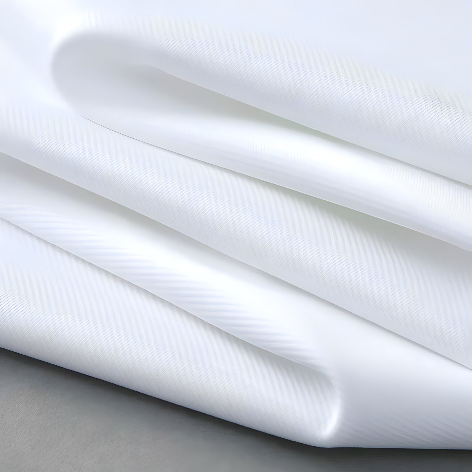 Veneto: Wrinkle-Free Muscle Fit Polo