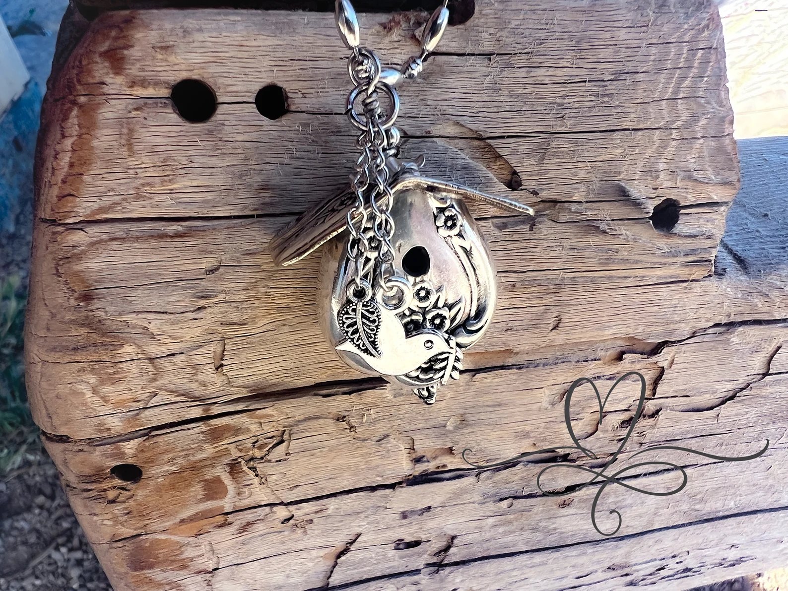 🔥Father's Day Sale: 70% OFF - 🐦Birdhouse Necklace • The 1951 "Magnolia" Silverware Birdhouse💯Sterling Silver✨🎉
