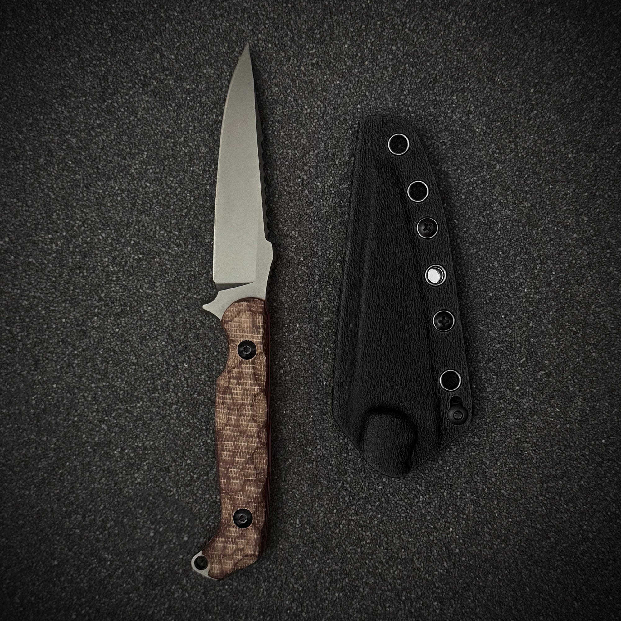 Canyon Edge Knife &ndash; Fixed Blade Power & Precision | Slick Survival