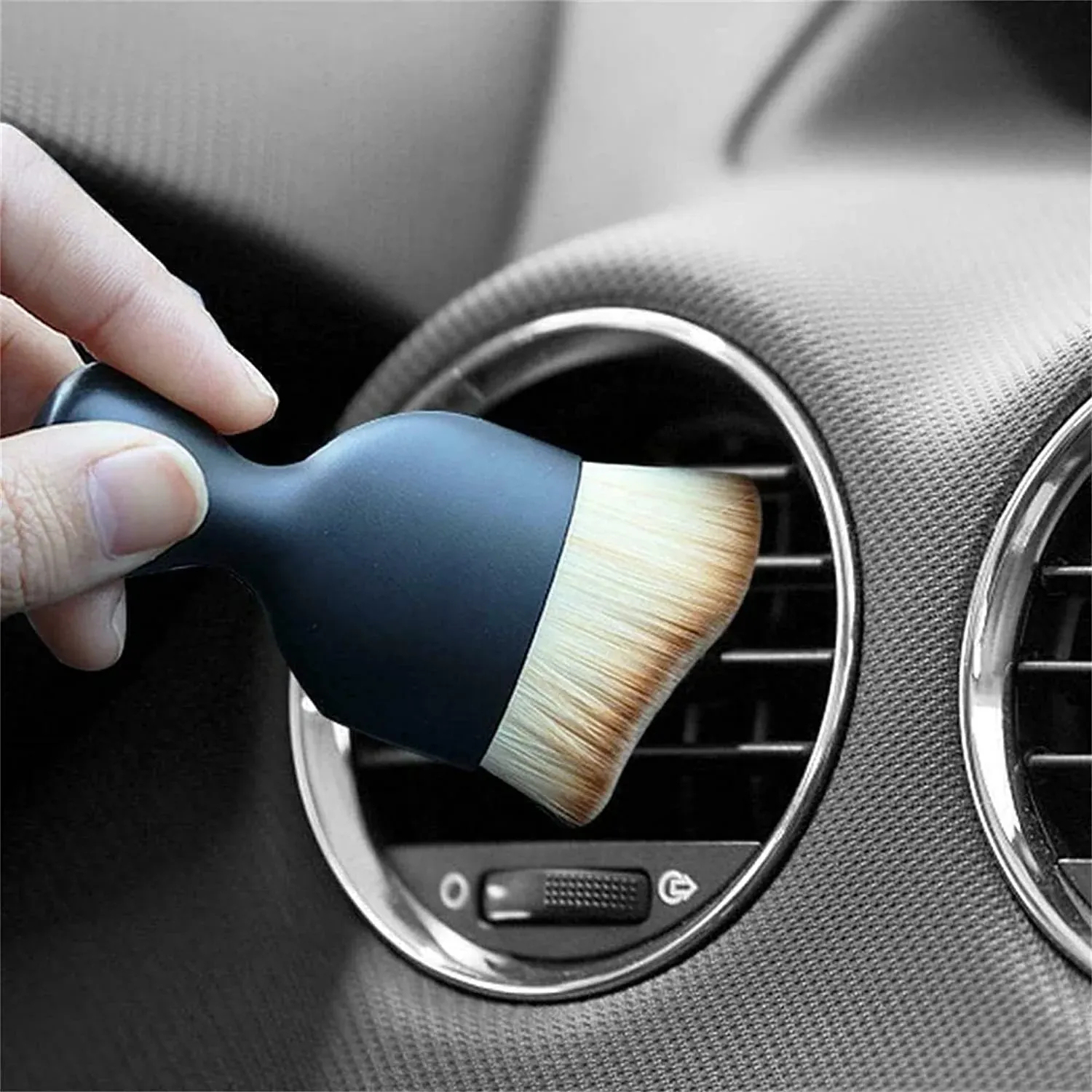 🔥Hot sale🔥Exclusive logo car interior cleaning multi-tool brush(2PCS)