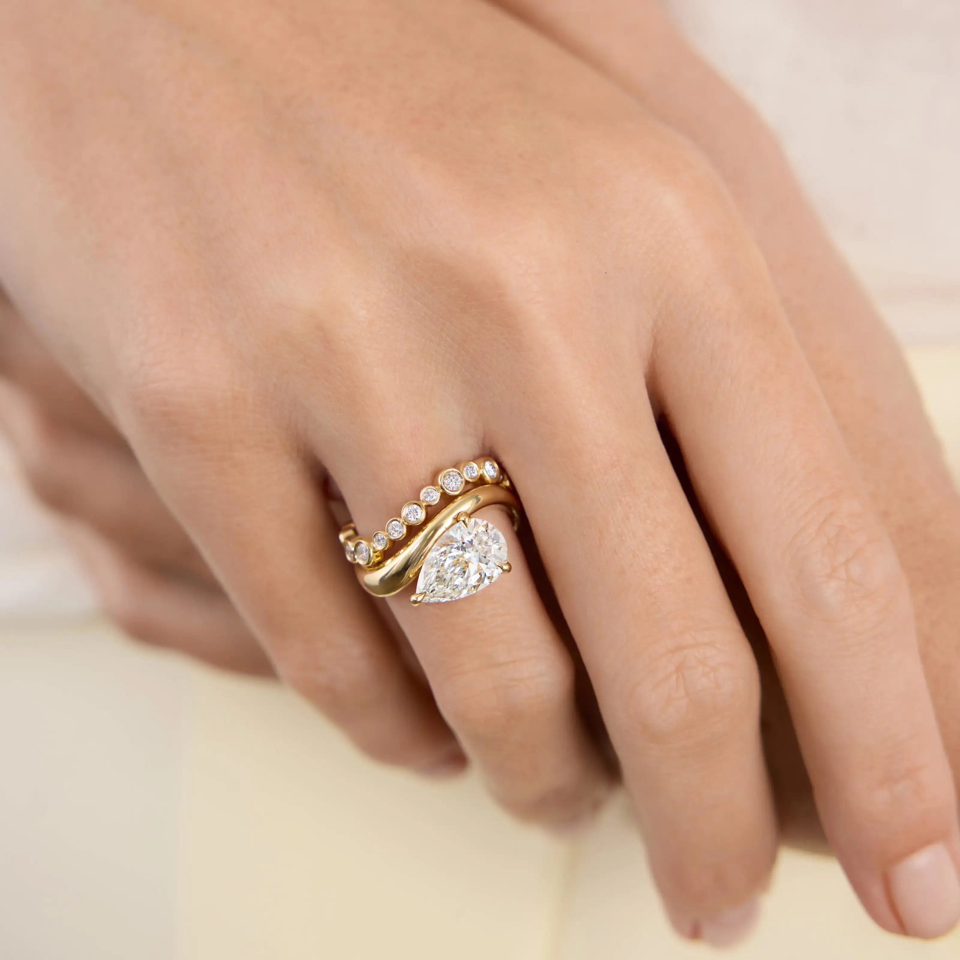 Wave Oval Diamond Ring