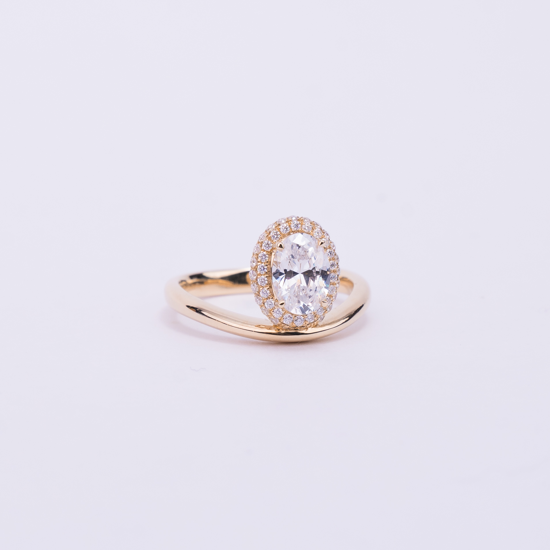 14K Gold Oval/Round Diamond Engagement Ring