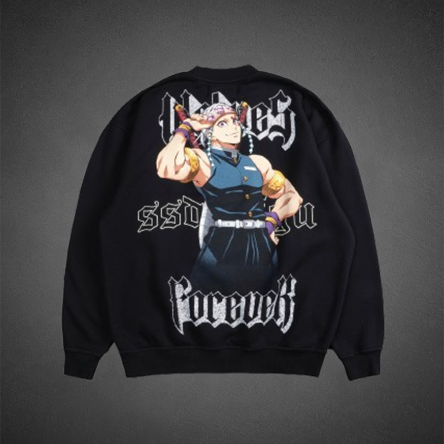 Breath Of Wolves London Crewneck in Black