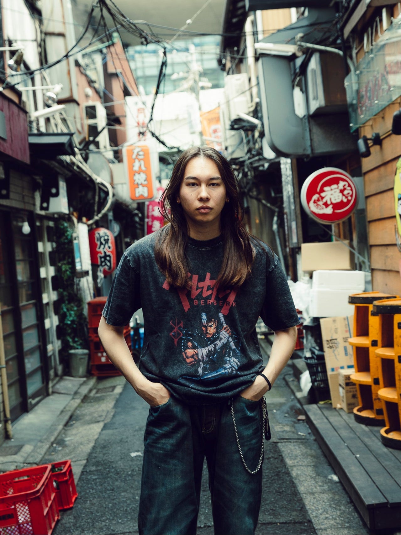 BLACK SWORDSMAN VINTAGE OVERSIZED TEE