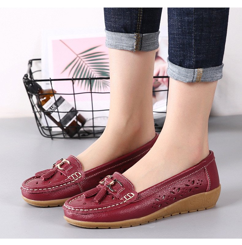 Women's hollow soft leather breathable moccasins sandals