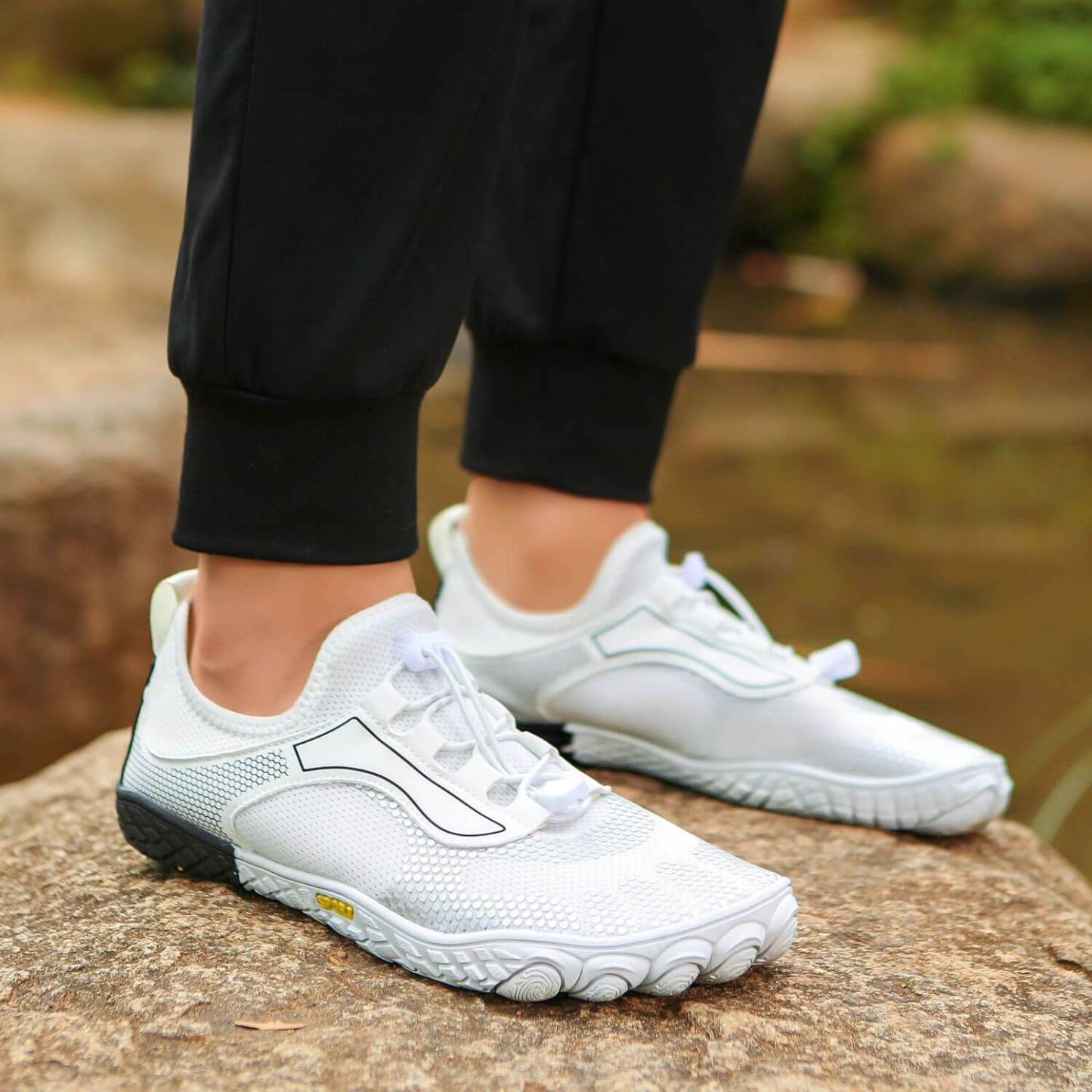 New Outdoor River Tracking Shoes For Men And Women Wading Water Shoes Beach Swimming Mountaineering Five-finger Running Fitness Shoes Barefoot Shoes (Unisex)