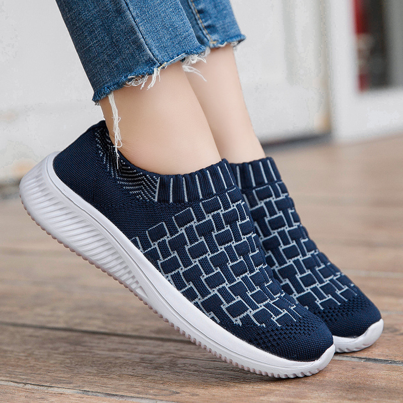 Women's casual mesh breathable sneakers