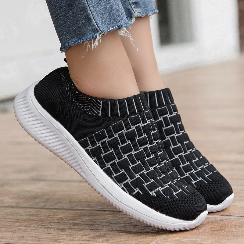 Women's casual mesh breathable sneakers