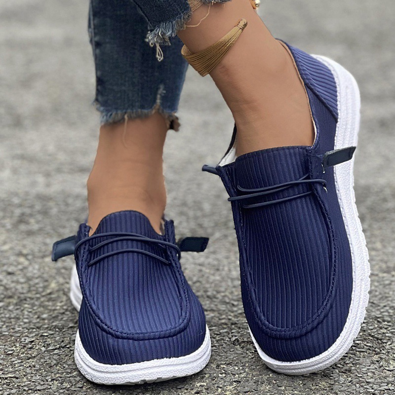 Women Casual Shoes Outdoor Flat Slip-On Skateboarding Shoes Canvas Shoes