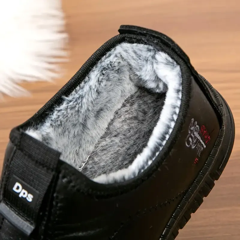 🔥On This Week Sale 70% OFF🔥 Men's Winter Warm Fleece-Lined Slip-On Walking Shoes - Non-Slip, Thick Sole for Comfort, Casual Style in Solid Colors  - W011