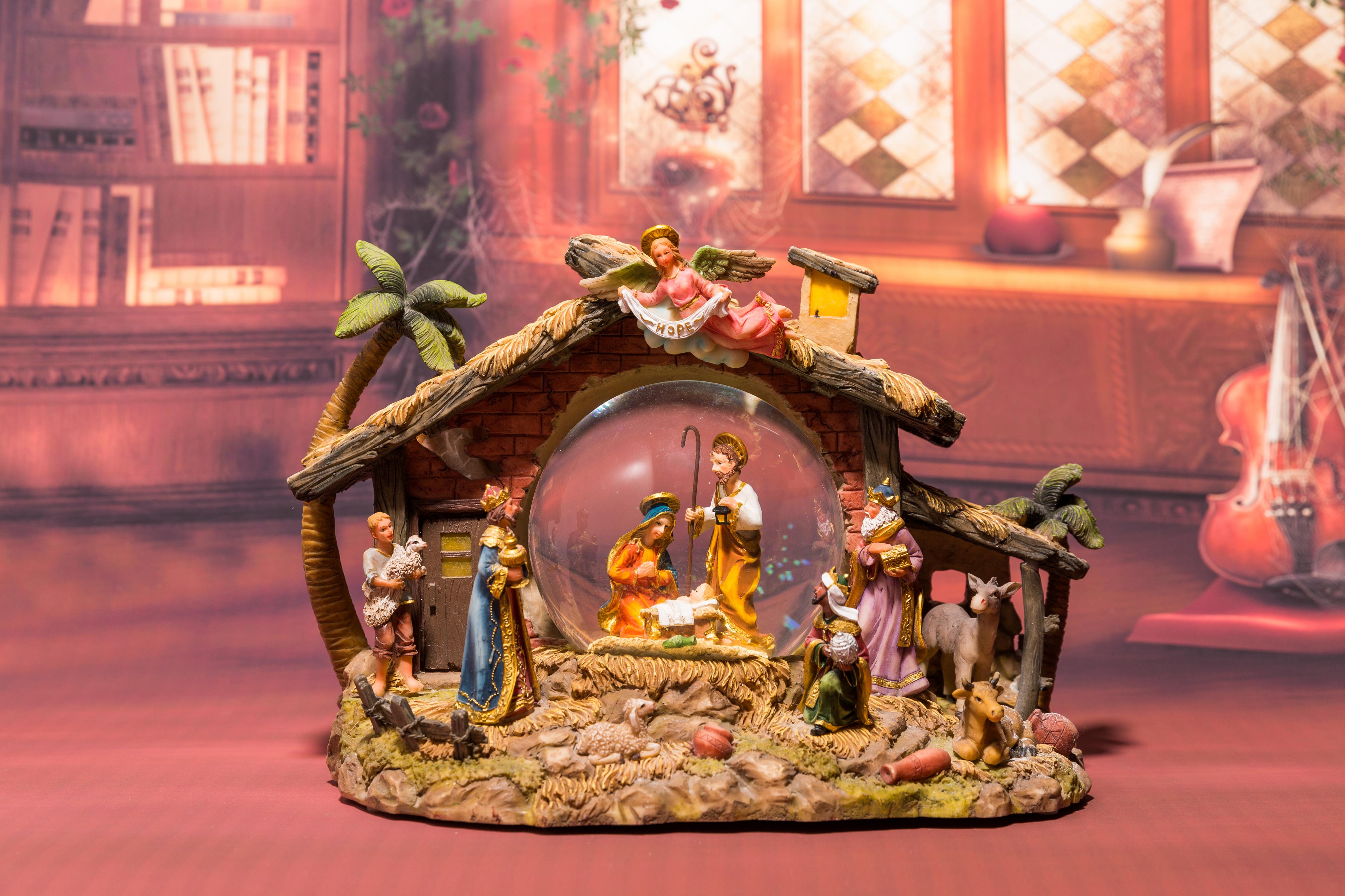 Nativity Snow Globe: Holy Mother&Saints, Nativity Base Waterball