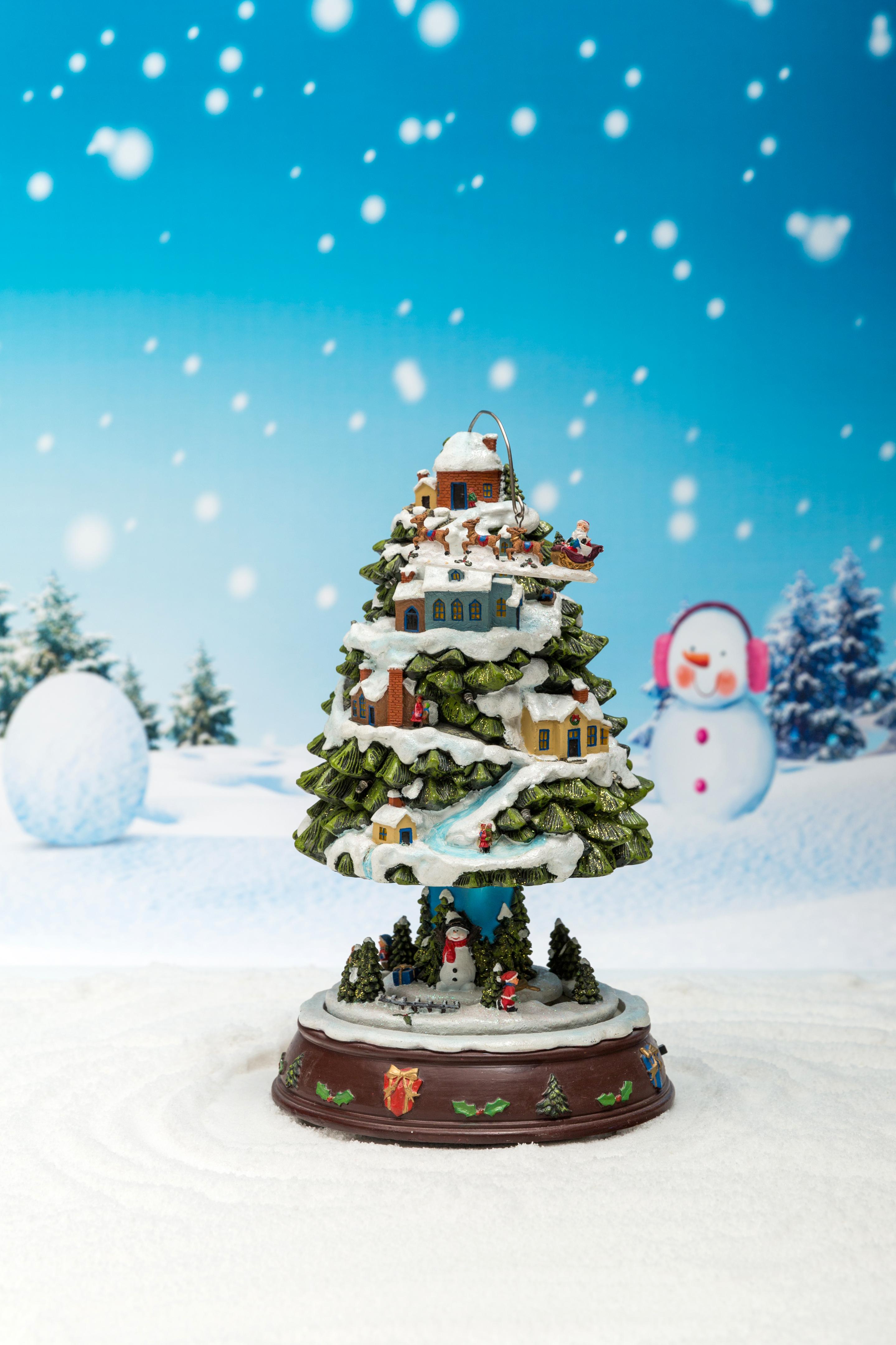 Christmas Decorations: Christmas Tree Main Shape Decoration