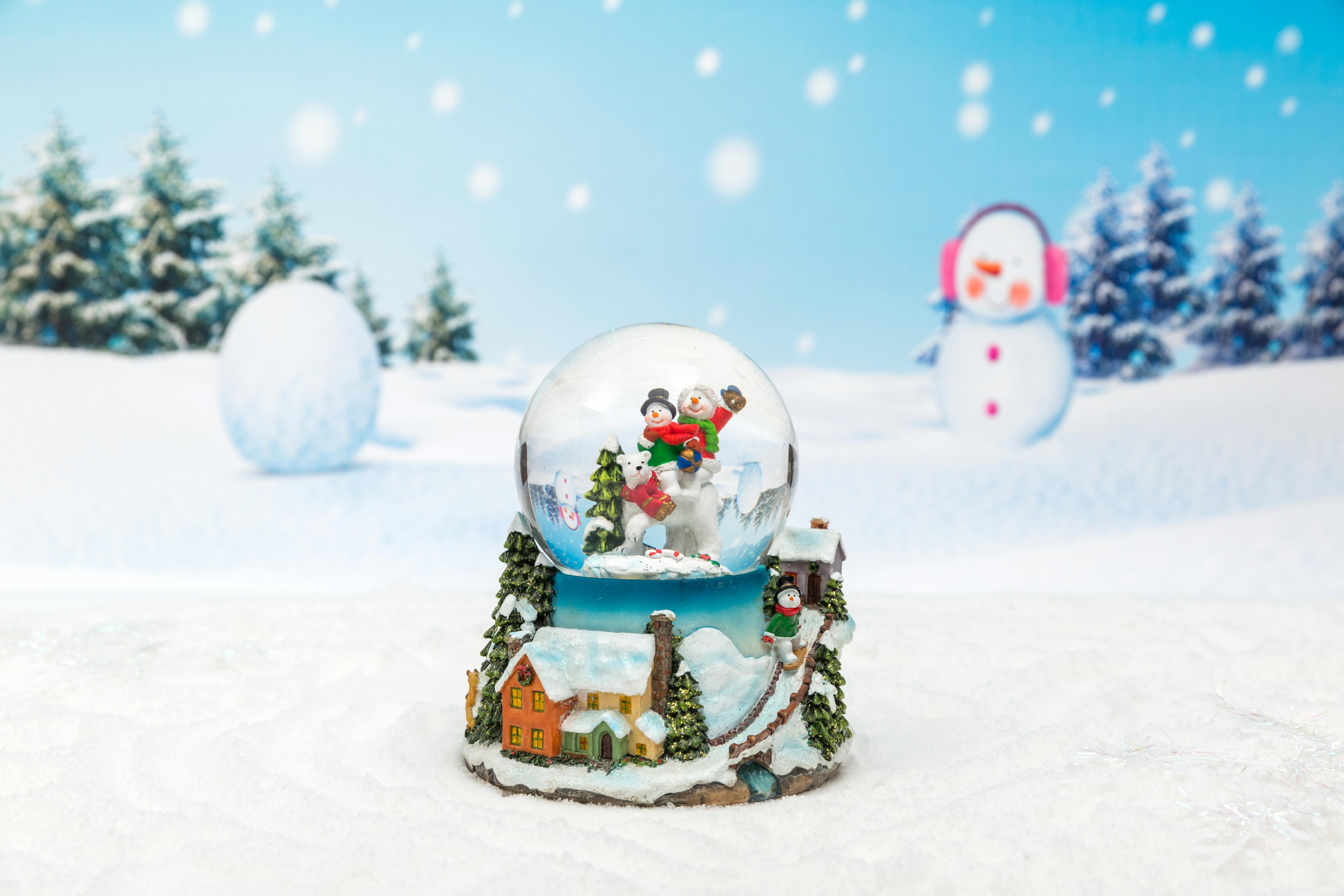 Christmas Snow Globe: 85/120mm Snowman Base Waterball
