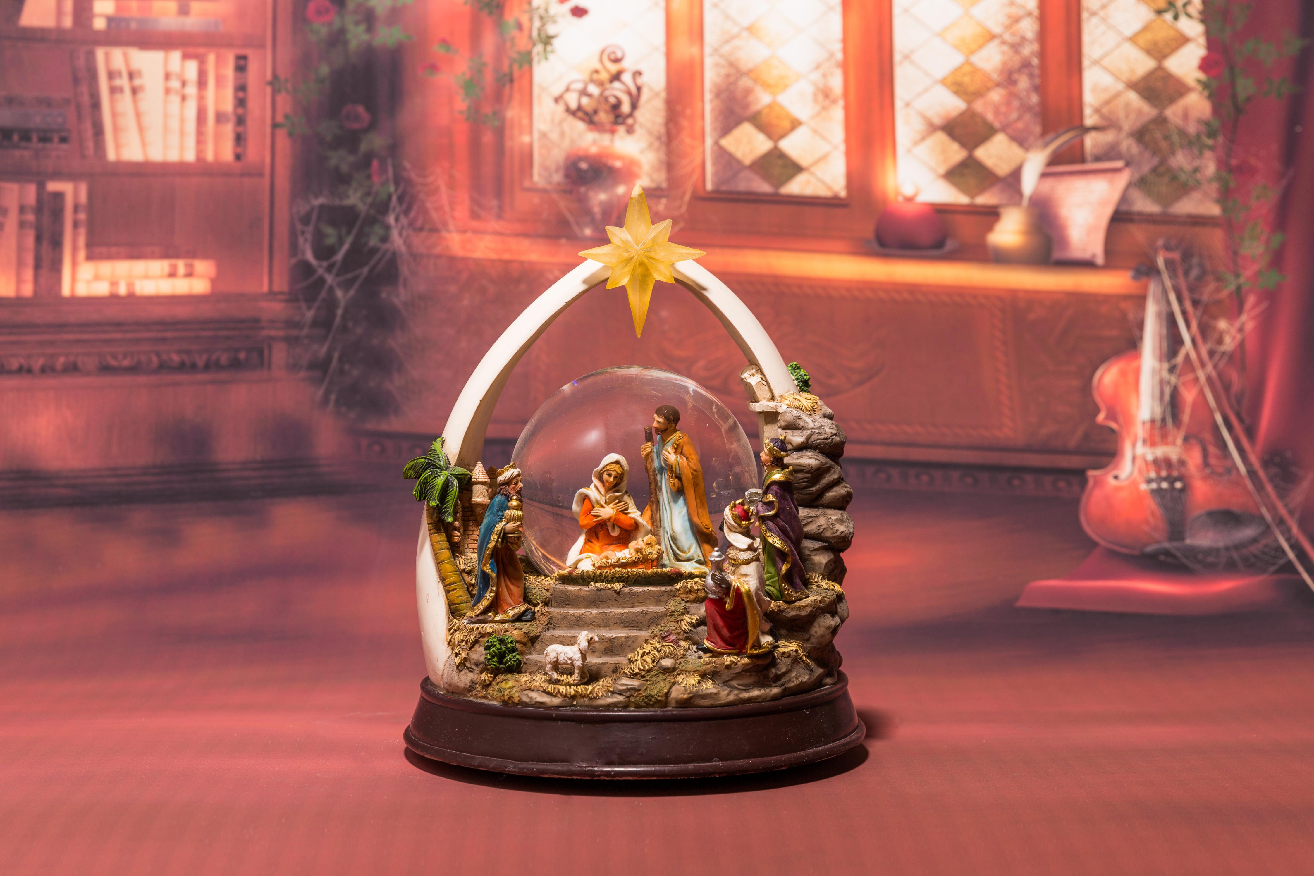 Nativity Snow Globe: Holy Mother&Saints, Nativity Base Waterball