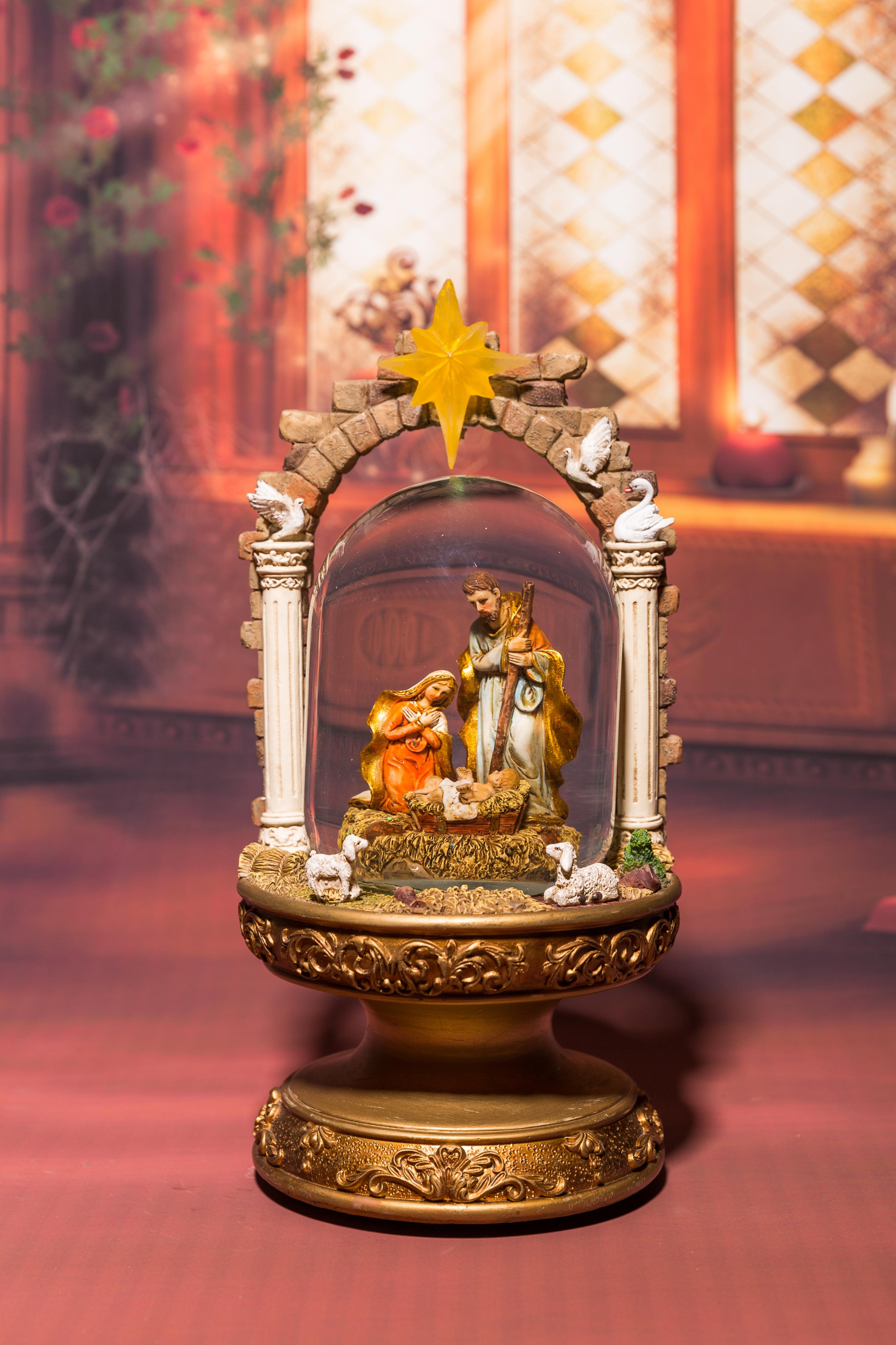 Nativity Snow Globe: Holy Mother&Saints, Nativity Base Waterball