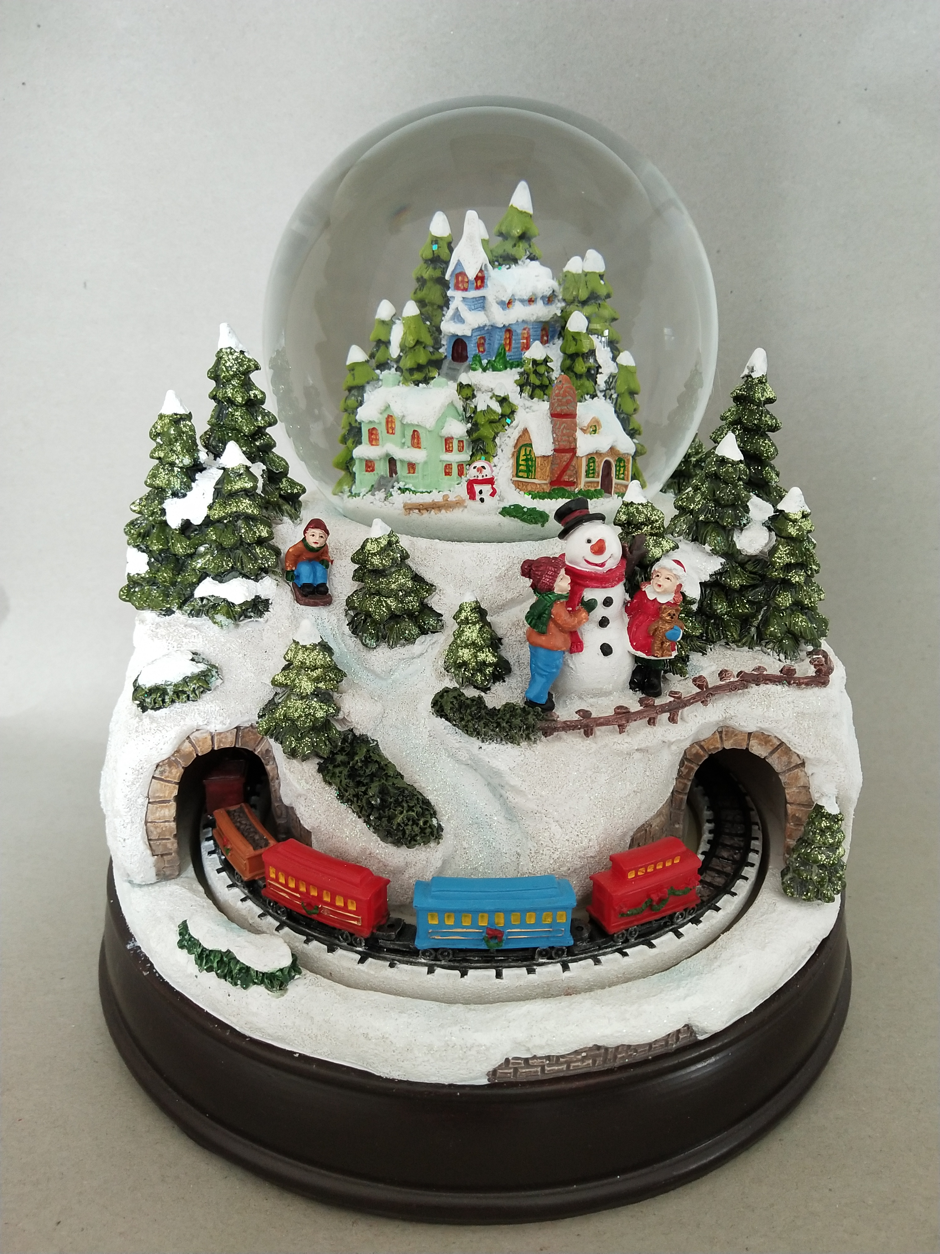 Christmas Snow Globe: 120mm House&Train Through Cave Christmas Scene Waterball