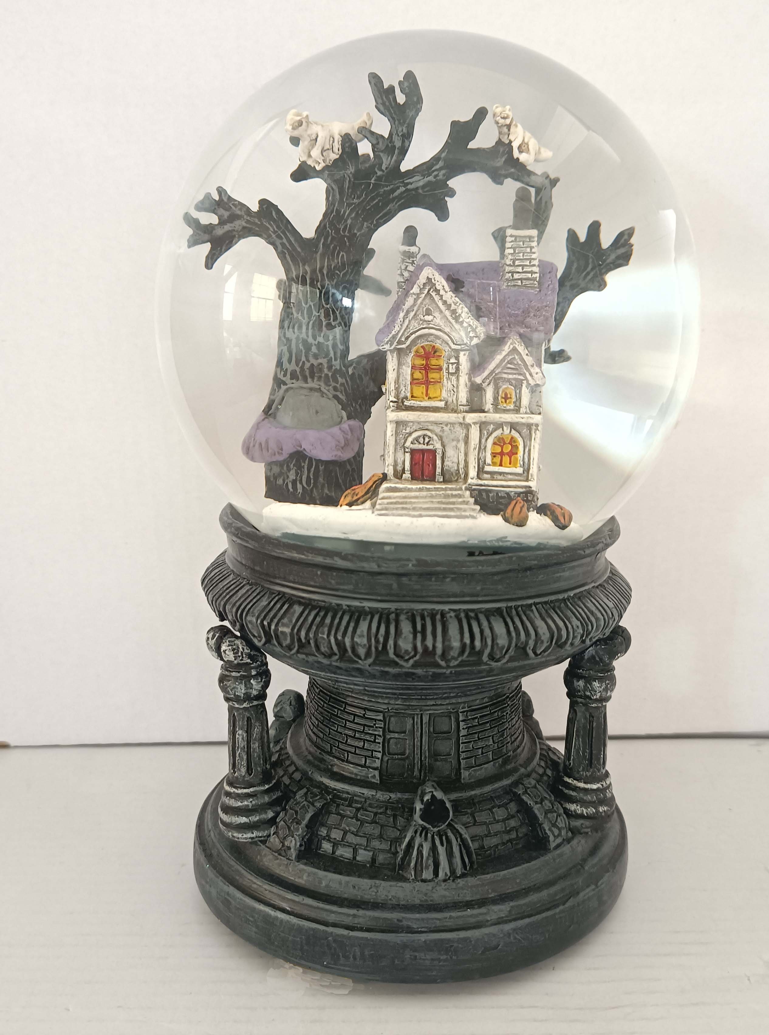 haunted house waterball