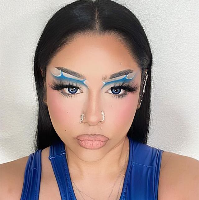 Coleyes Baby Doll Blaue farbige Jahreskontaktlinsen mit Sehstärke - image 7